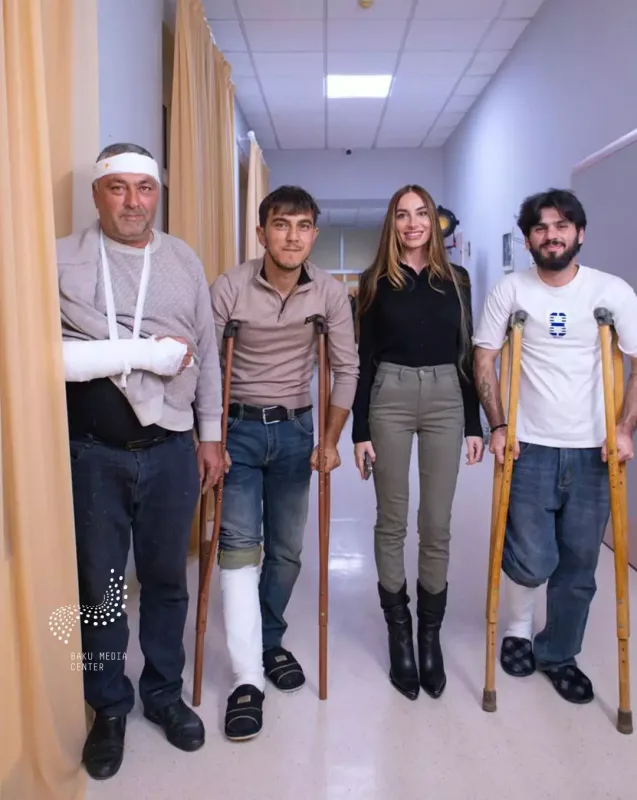 Özge Arzu Əliyeva ilə bir arada