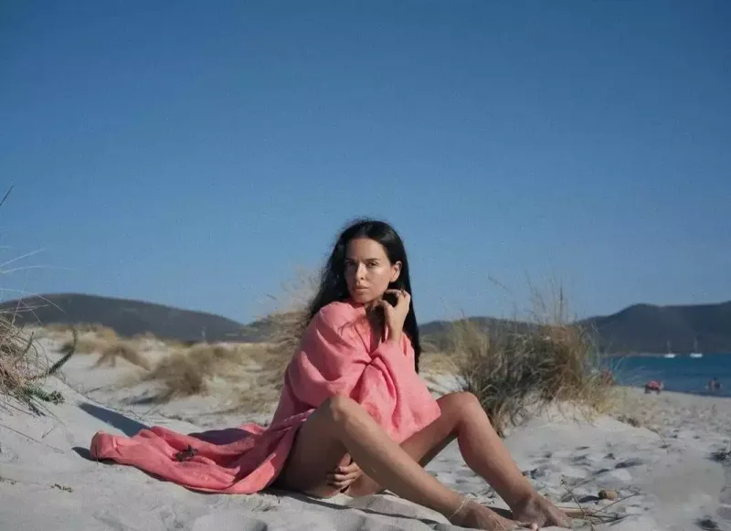 Azərbaycanlı müğənni buna görə arvadından boşanıb - Təfərrüatlar