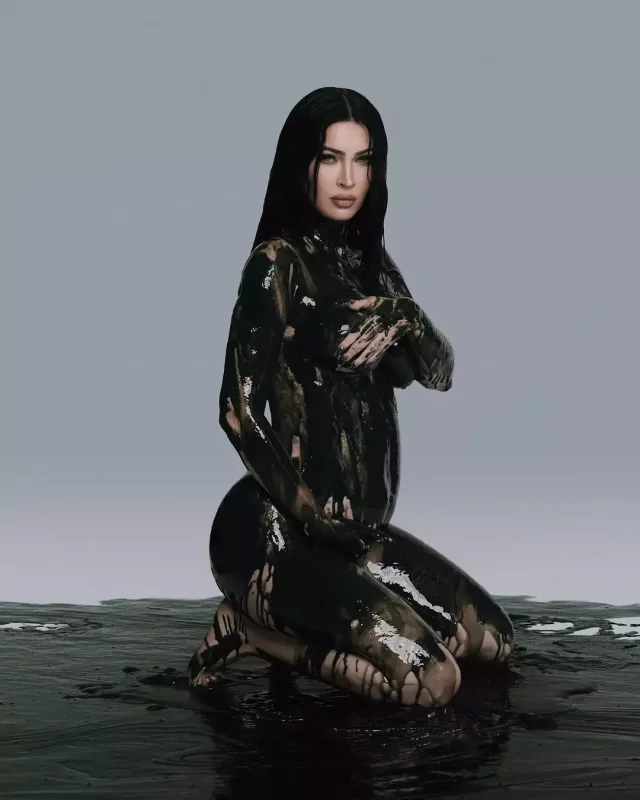 Dördüncü uşağına hamilədir!