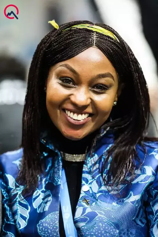 Bakını daha da gözəlləşdirən üzlər!