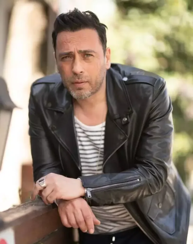 “Arka sıradakiler”in aktyoru illər sonra qayıdır!