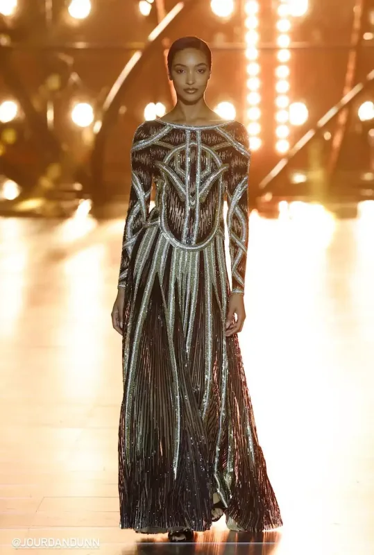 Şouya damğa vurdular