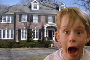 “Evdə tək” filminin çəkildiyi villanın 34 il sonrakı halı