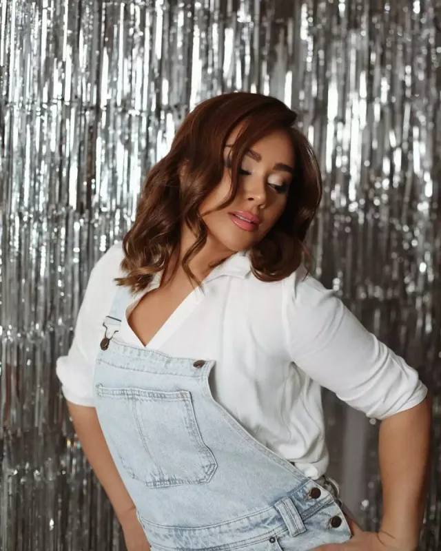 “Hamının ayaqqabısına baxıram, sonra ağlına”