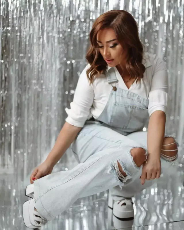 “Hamının ayaqqabısına baxıram, sonra ağlına”