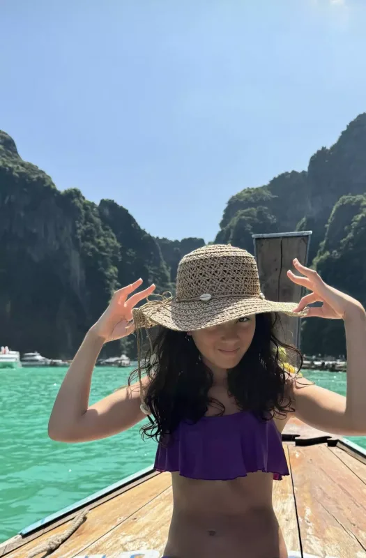 Kamilənin qızı ilə Tailand tətili