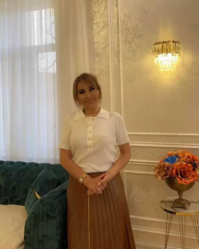 Elnarə Abdullayeva 4 milyonluq evindən danışdı