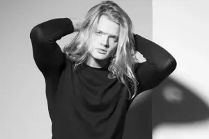 Tanınmış ingilis diceydən “Bayatı şiraz” paylaşımı