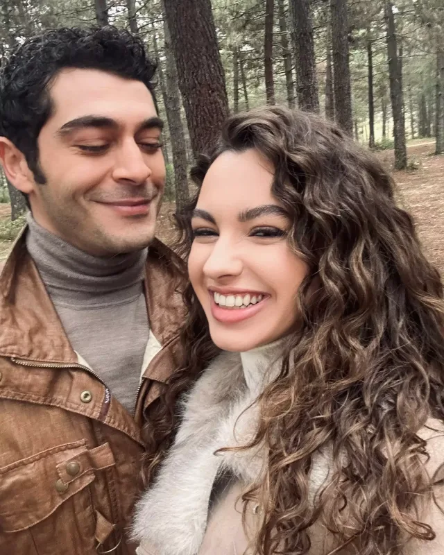 Tənqid olunan tərəf müqabillərindən fotolar