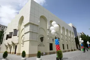 Rus Dram Teatrının binası əvvəl belə olub - Foto