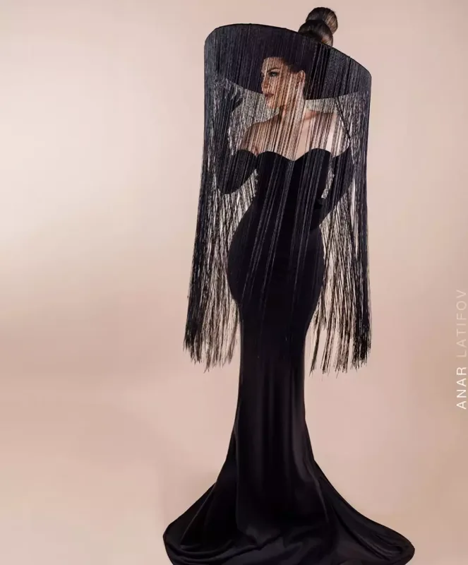 Xatun qaraya büründü