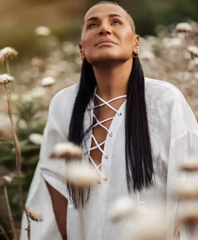 “Qürbətdə yaşayanlar məndən soruşurdular ki...”