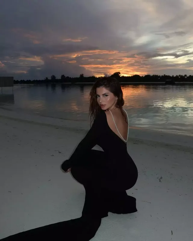 “Sizcə, mən haradayam?”