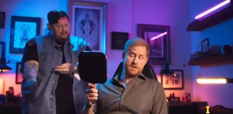 Şahzadə Harri canlı yayımdakı addımı ilə gündəmdə