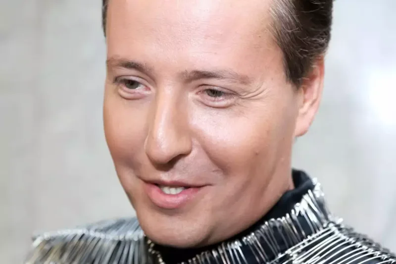 Vitas buna görə 2 milyon itirdi