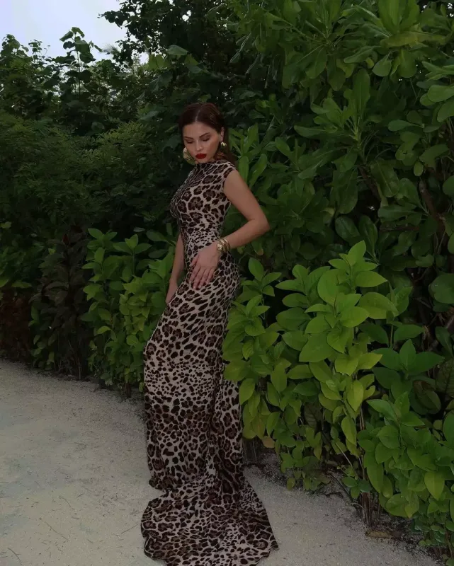 Aynişan Maldivə gedibmiş