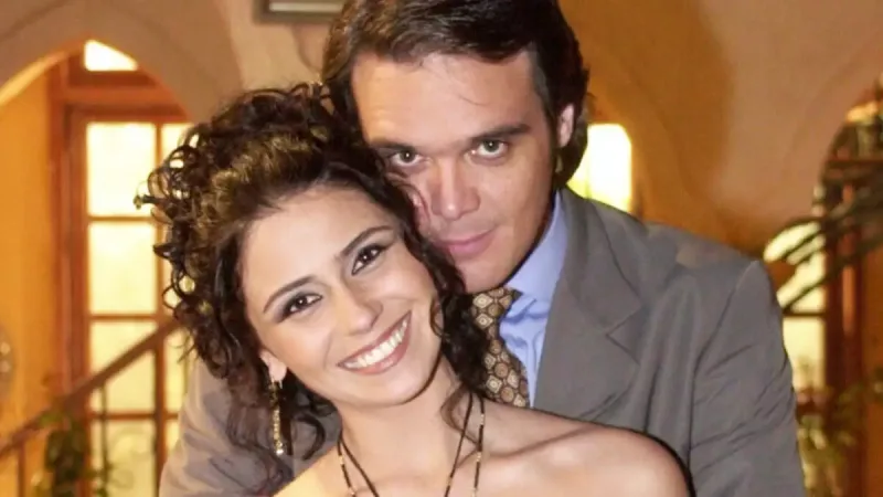 “Hade” 23 il sonra onu qucaqladı...