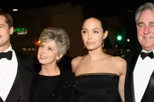 Ancelinaya görə 8 ildir ki, nəvələrini görmürlər