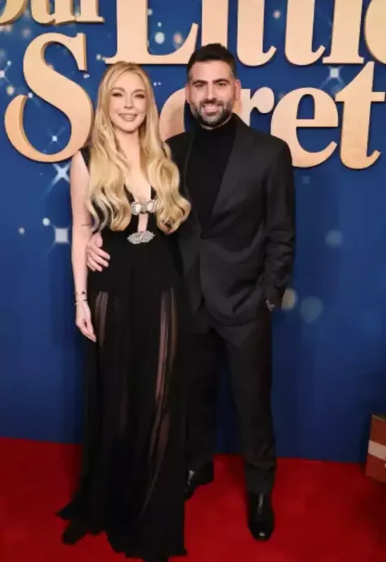 Hollivud ulduzu yeni görünüşü ilə müzakirə yaratdı