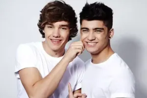 Konsertində Liamı yad etdi