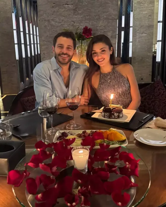 Hakandan Handeylə paylaşım!