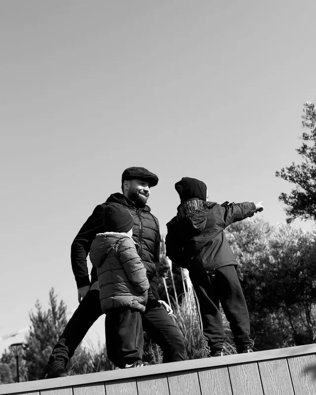 Azaddan övladları ilə fotolar