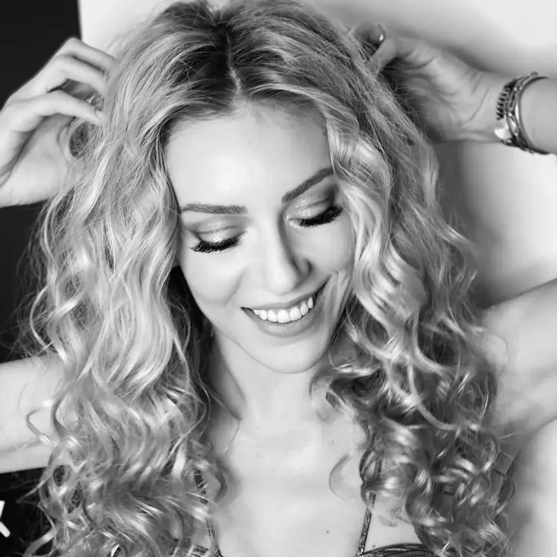 Sinemin yeni görüntüsü diqqət çəkdi