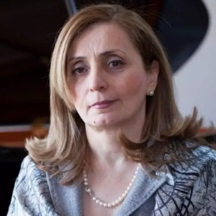 Prezident Siyavuş Kərimini vəzifəsindən azad etdi