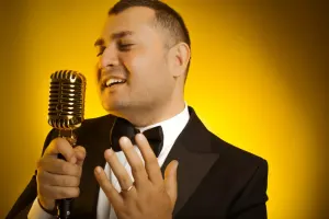 Bu müğənni Murad Arifin qohumu imiş