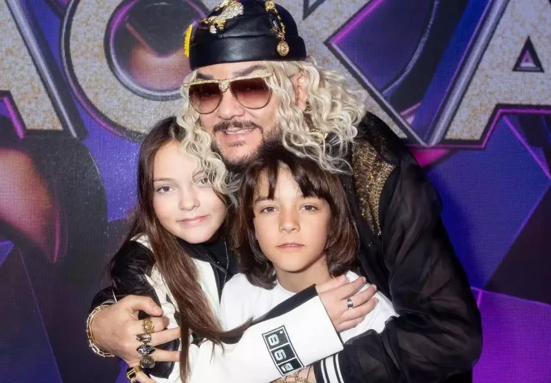 Kirkorov buna görə uşaqlarını Dubaydakı məktəbdən çıxartdı