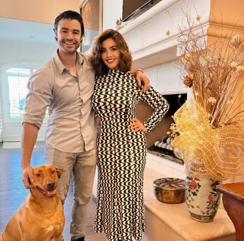 “Kiçik ailəmizin bir görüntüsünü paylaşırıq”