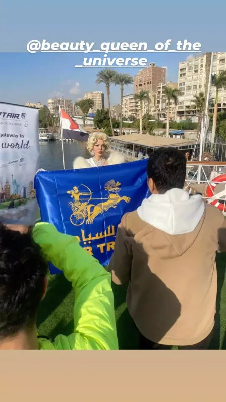 Naina gözəllik müsabiqəsində “Merlin Monro” oldu