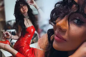 Ayseldən çılğın pozalar