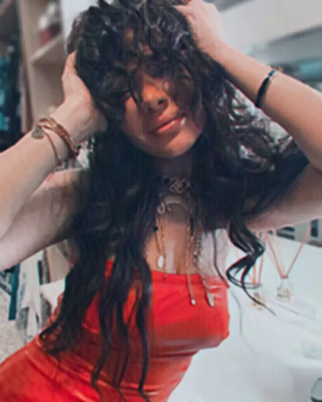 Ayseldən çılğın pozalar