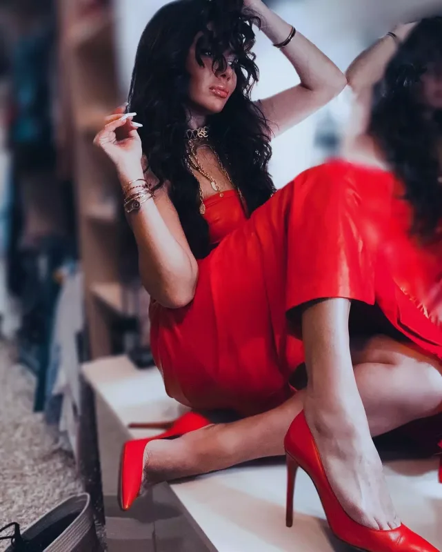 Ayseldən çılğın pozalar