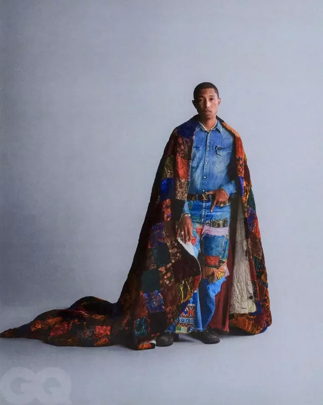 Dünya ulduzu təpədən dırnağa “Louis Vuitton”a büründü