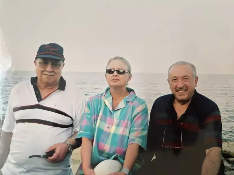 Aydandan atası Tahir Salahovla bağlı paylaşım