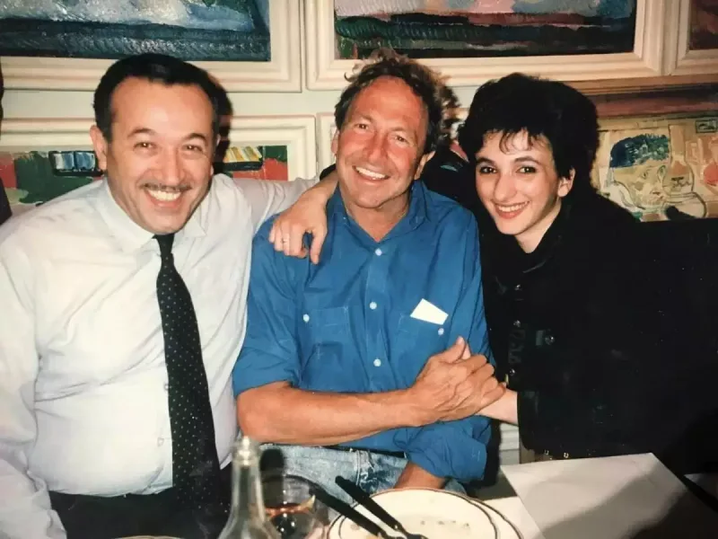 Aydandan atası Tahir Salahovla bağlı paylaşım