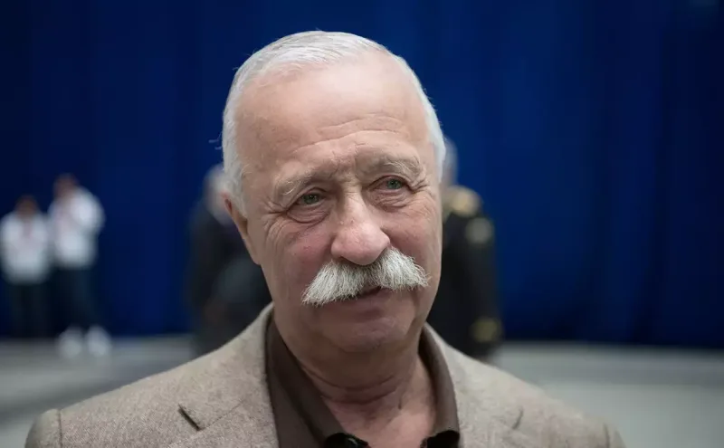 10 milyondan imtina etdi