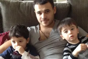 “Sizinlə fəxr edirəm” - Emindən oğullarına