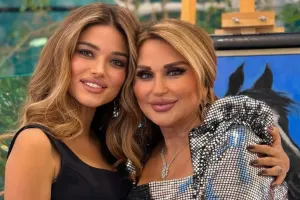 Nəzrindən anası ilə paylaşım