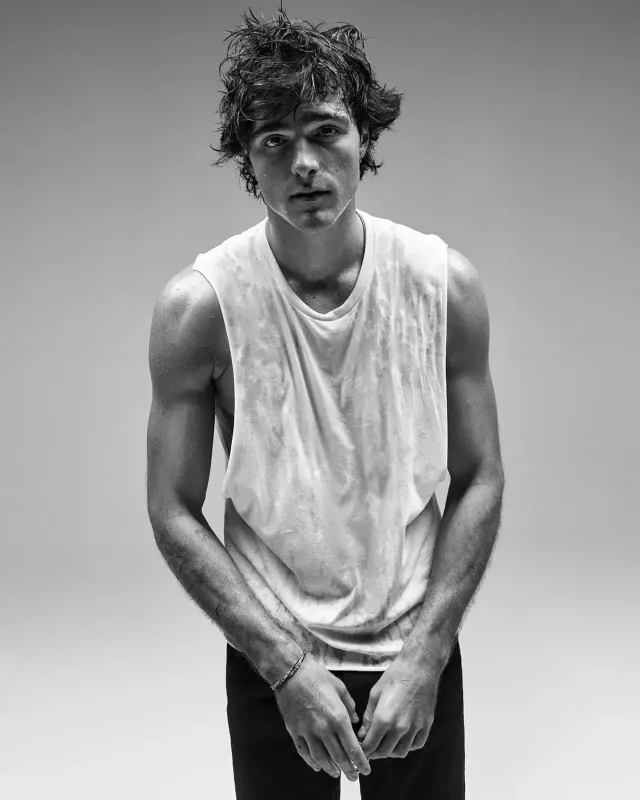 Yeni tərzi bəyənilmədi