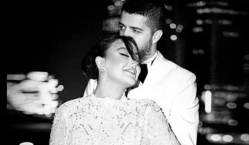 Ebru 4-cü ərindən də boşanır