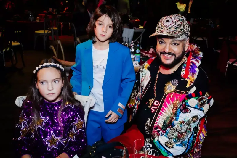 “Mənə kök və çirkin deyirlər”