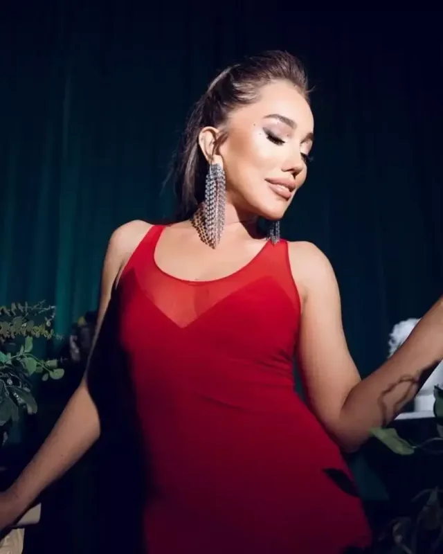 “Əsl qadın zərərli və kaprizli olmalıdır”