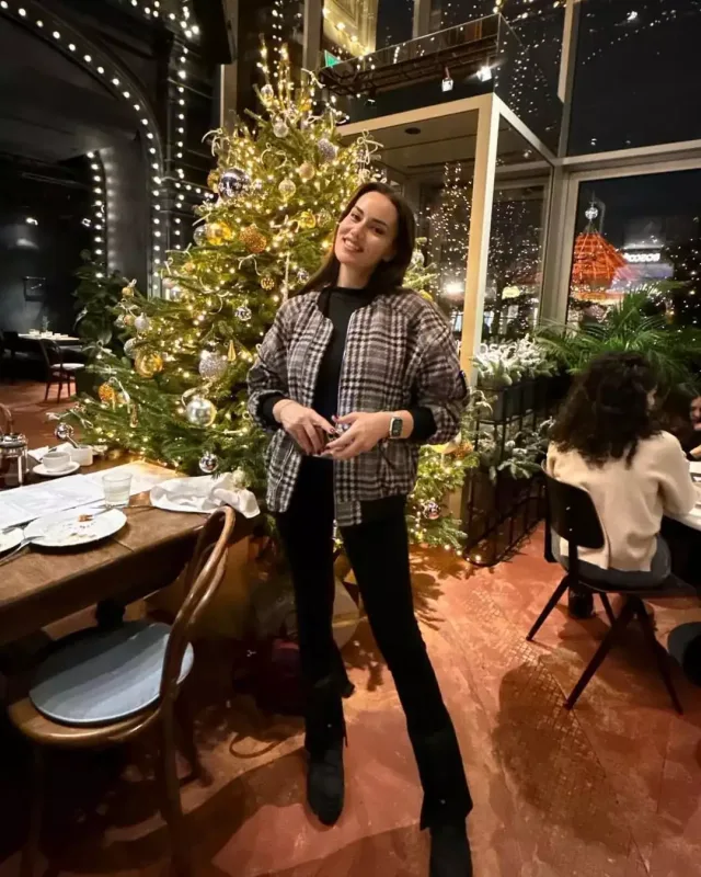 Burak bunun üçün Fahriye ilə Moskvaya getdi