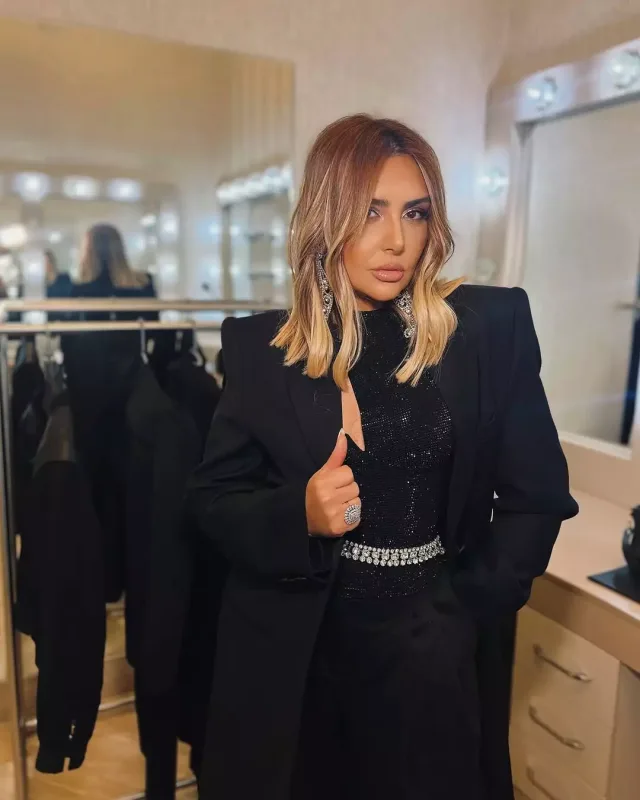 Zülfiyyənin qara “look”u