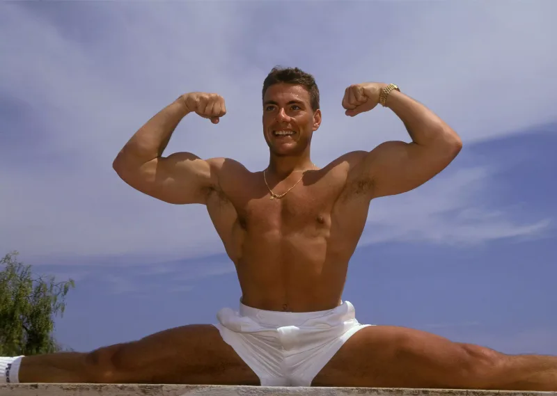 Van Dammın oğlu atası kimi karateyə başladı