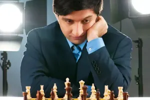 Vüqar Həşimovun valideynlərinin evində partlayış