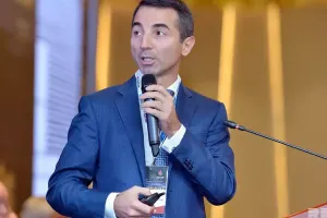 Adnan Əhmədzadə bu futbol klubunu almaq istəyir